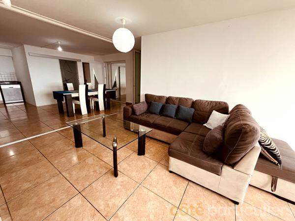 Location Appartement98 m² - 4 Pièces - SAINT GILLES LES BAINS (97434)