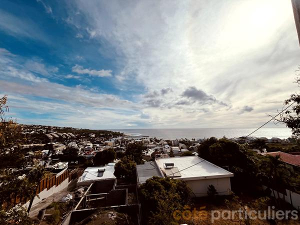 Location Appartement98 m² - 4 Pièces - SAINT GILLES LES BAINS (97434)