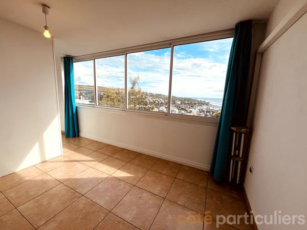 Location Appartement98 m² - 4 Pièces - SAINT GILLES LES BAINS (97434)