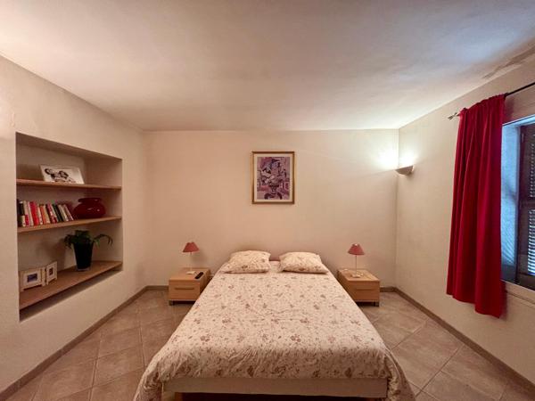 À vendre – Grand T3/4 lumineux de 103 m²  vue mer et collines au cœur de La Cadière-d’Azur