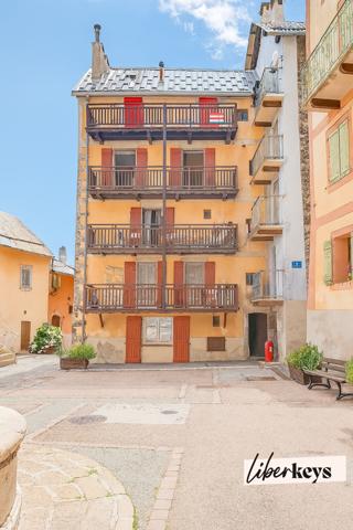 Charmant appartement 3 pièces avec balcons - Un pied-à-terre au cœur des Alpes, entre authenticité et évasion