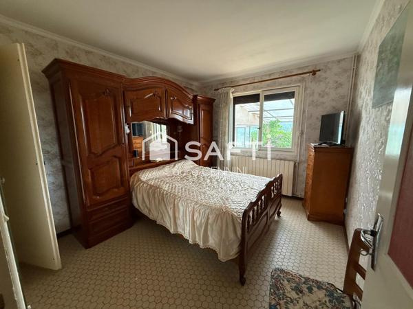 Maison traditionnelle sur 2500 m² de terrain