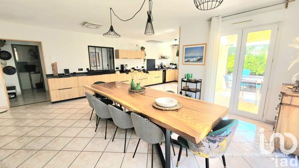 Maison à vendre 6 pièces 200 m² Nissan-lez-Enserune