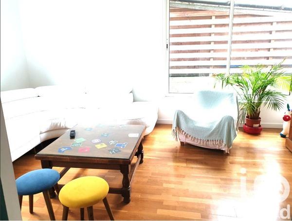 Maison 7 pièces de 97 m² à Forges-les-Eaux (76440)