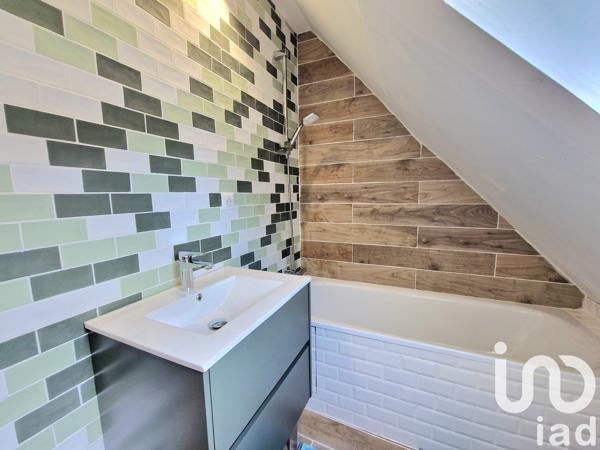 Maison 7 pièces de 97 m² à Forges-les-Eaux (76440)