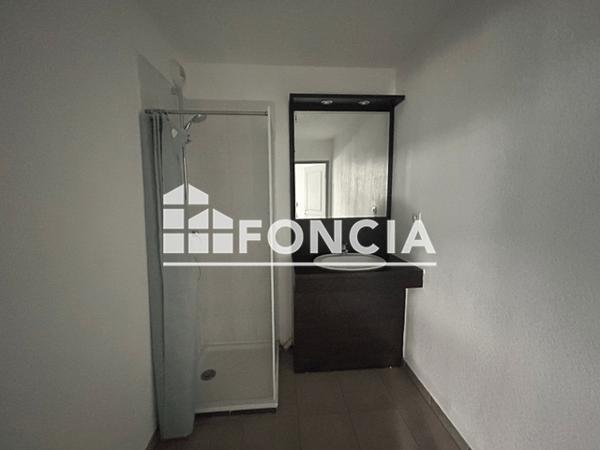 Location Appartement 2 pièces 44.37 m² - 5 RUE VICTOR POUGET Agde 34300