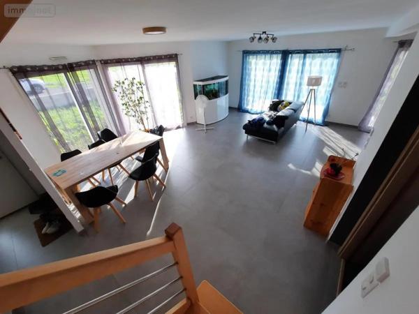 Achat - Maison L'Isle-sur-le-Doubs 25250 6 pièces 127 m 2 594 m 2