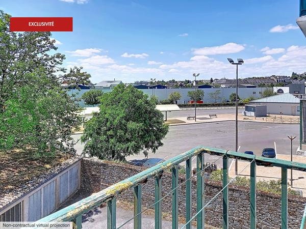 Fougères Centre, Appartement de 4 pièces avec 3 chambres et stationnement facile !
