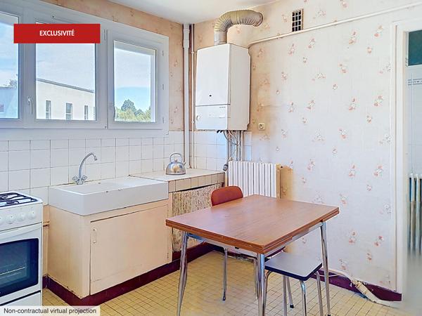 Fougères Centre, Appartement de 4 pièces avec 3 chambres et stationnement facile !
