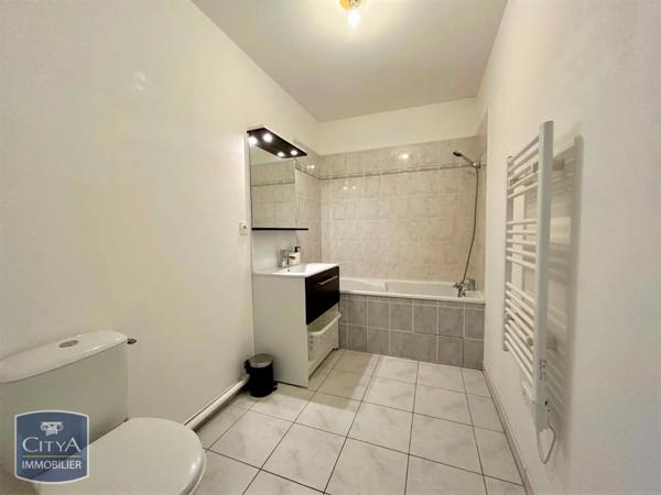 Appartement à louer 2 pièces 42.01m²