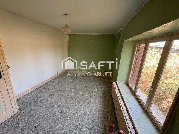 Longère habitable de 85m² avec terrain de 14290m²