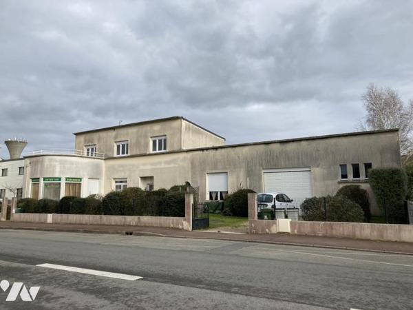 A VENDRE LANDEVANT bourg immeuble pour investisseur -ref 8N