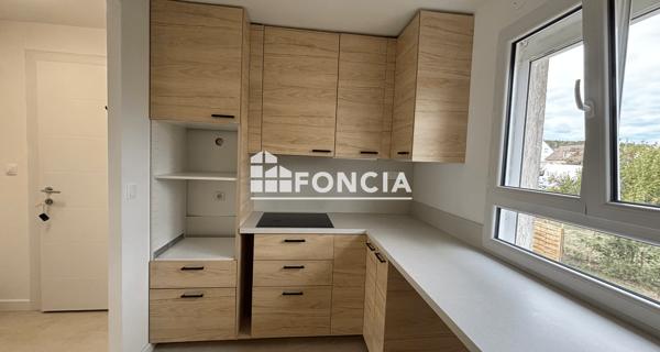 Location Appartement 4 pièces 73.2 m² - ÉTréchy 91580