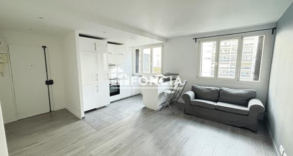 Location Appartement meublé 2 pièces 42.75 m² - Paris 75015