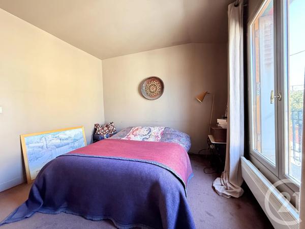 Maison à vendre  4 pièces - 148 m 2   ST OUEN  - 93