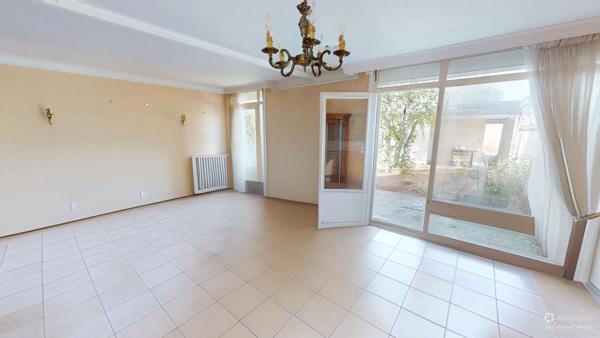 Maison de 88 m2 habitables 3 Chambres Garage à Chateauroux.