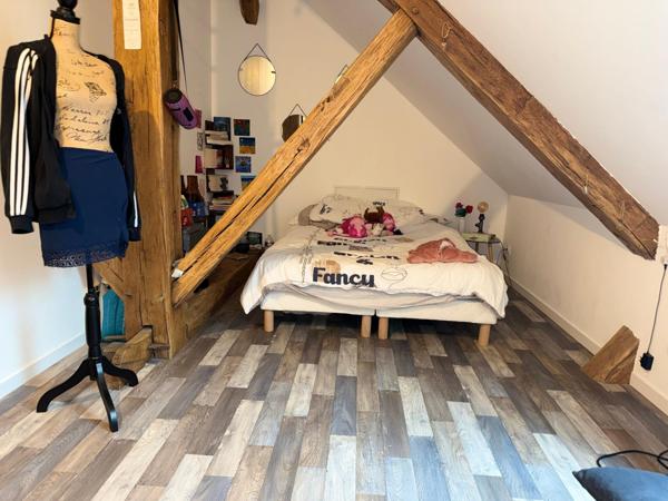 Appartement 93 m2, 3 chambres, terrasse et garage