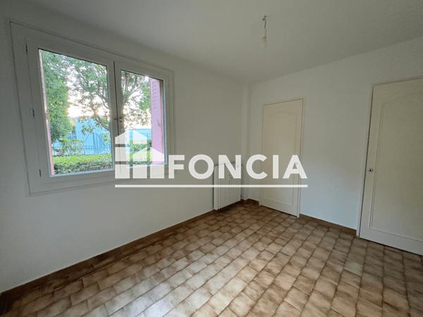 Location Appartement 3 pièces 79 m² - 2 RUE EDOUARD BRANLY Hyeres 83400