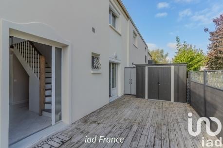 Maison à vendre 5 pièces 107 m² Maurepas
