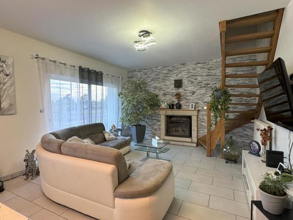 37140  BOURGUEIL/ SAINT NICOLAS  Maison 5 pièces 132 m2