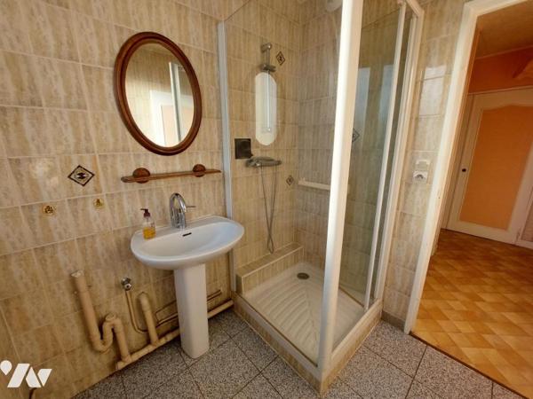 APPARTEMENT - BALCON - PARKING - CAVE