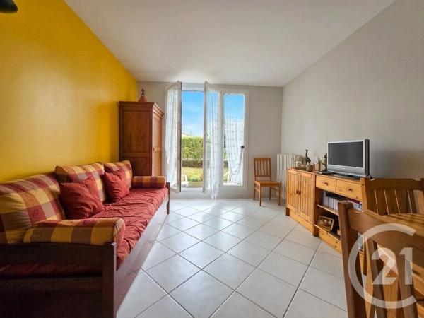 Appartement F2 à vendre  2 pièces - 39,67 m 2   ST MAUR DES FOSSES  - 94
