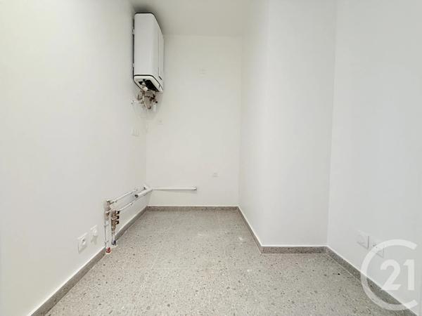 Appartement F2 à vendre  2 pièces - 45 m 2   ST OUEN  - 93