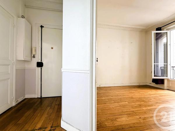 Appartement F2 à vendre  2 pièces - 45 m 2   ST OUEN  - 93