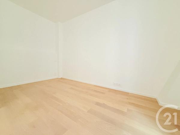 Appartement F2 à vendre  2 pièces - 45 m 2   ST OUEN  - 93