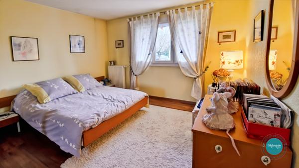 Maison Mennecy 7 pièce(s) 147 m2