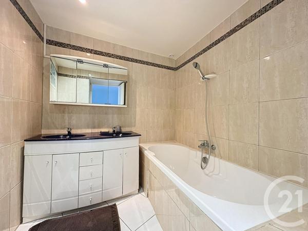 Appartement F4 à vendre  4 pièces - 111,79 m2 VERSAILLES - 78