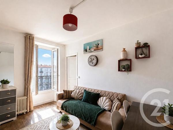 Appartement F2 à vendre  2 pièces - 25,60 m 2   PANTIN  - 93