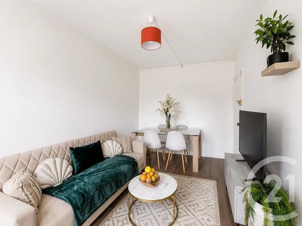 Appartement F2 à vendre  2 pièces - 25,60 m 2   PANTIN  - 93