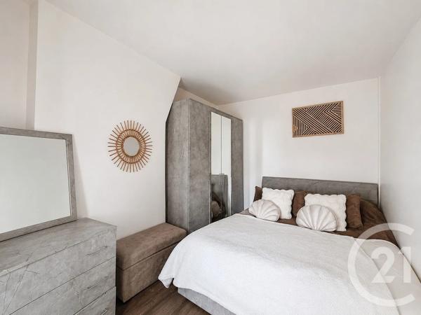 Appartement F2 à vendre  2 pièces - 25,60 m 2   PANTIN  - 93