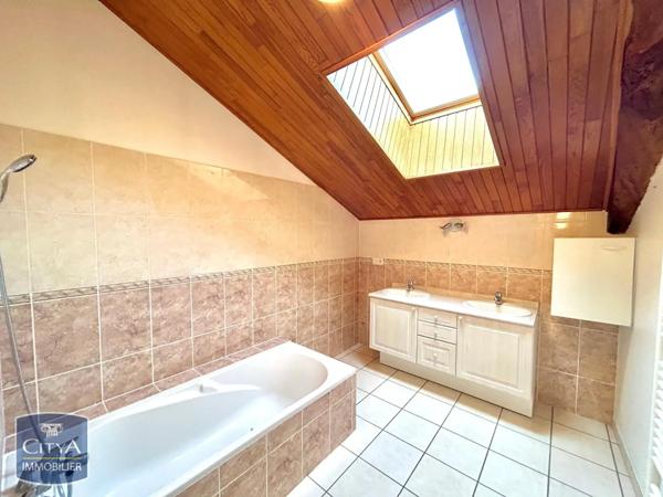 Maison à louer 4 pièces 110.05m²