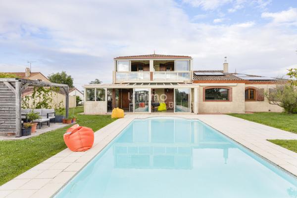 Villa familiale T6 vec piscine