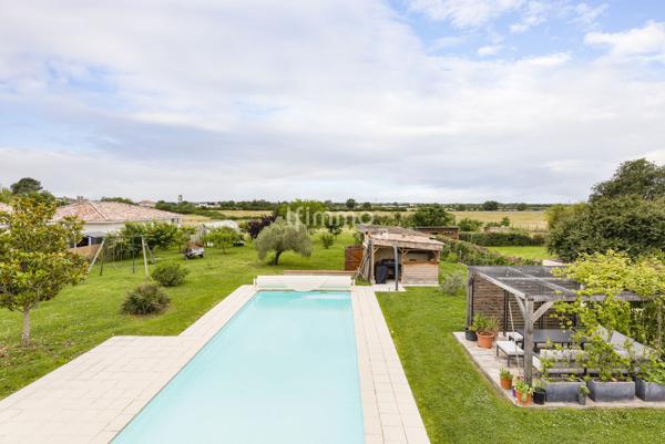 Villa familiale T6 vec piscine