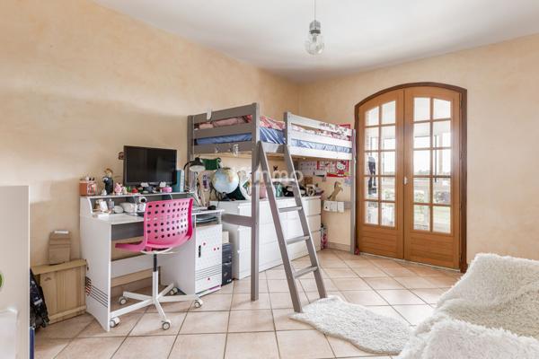 Villa familiale T6 vec piscine