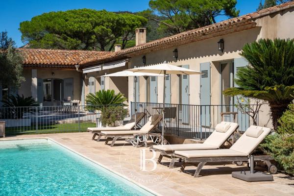 Grimaud, Maison 5 Chambres -  225 m² à vendre