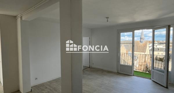 Location Appartement 4 pièces 66.06 m² - La Ferté-bernard 72400