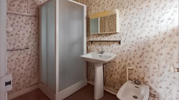 Maison St Benoit Du Sault 6 pièce(s) 168m2