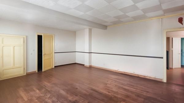 Maison St Benoit Du Sault 6 pièce(s) 168m2