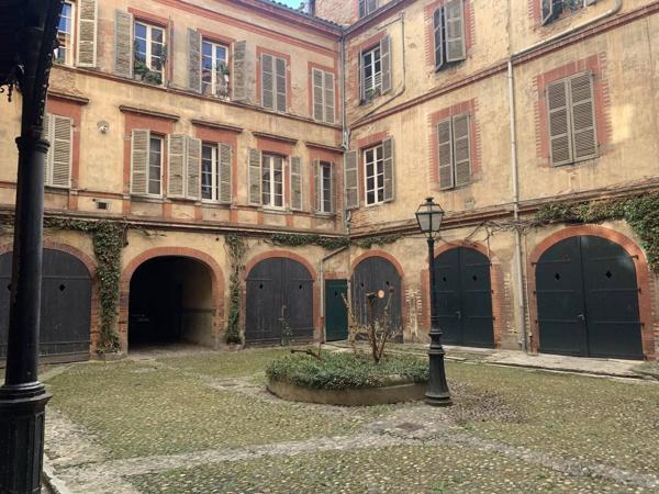 Toulouse-Carmes