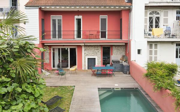Maison à vendre    7 pièces • 183 m2 Pau