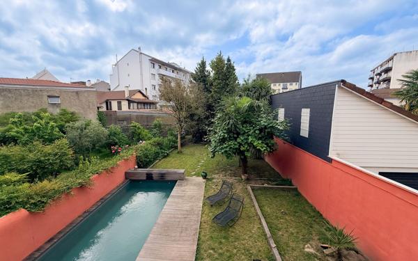 Maison à vendre    7 pièces • 183 m2 Pau