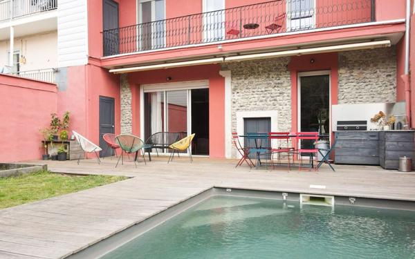 Maison à vendre    7 pièces • 183 m2 Pau