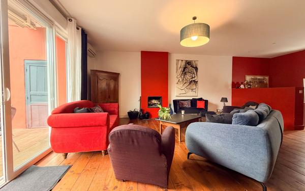 Maison à vendre    7 pièces • 183 m2 Pau