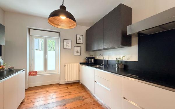 Maison à vendre    7 pièces • 183 m2 Pau