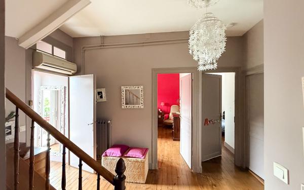 Maison à vendre    7 pièces • 183 m2 Pau