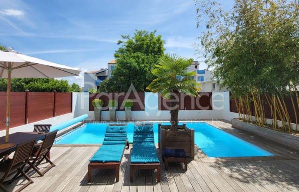 Maison années 50 avec piscine 300 m de la plage de Foncillon
